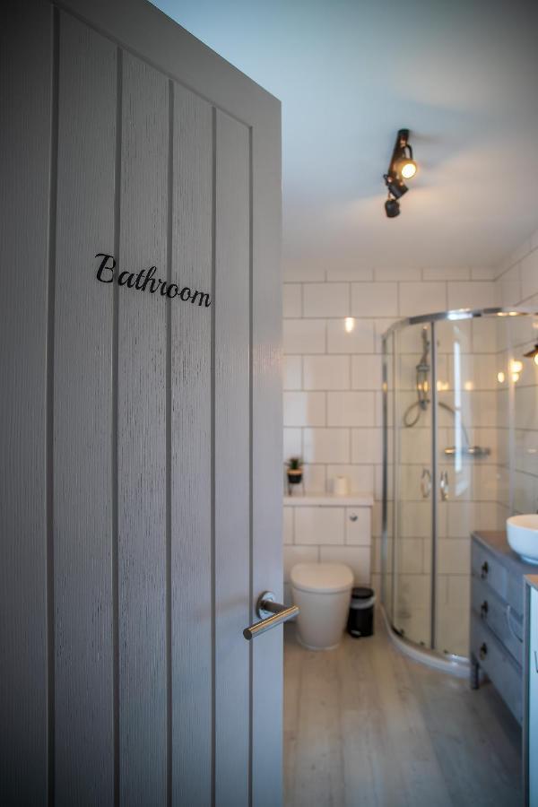 Great Glen Way Canal Side Apartment Inverness Zewnętrze zdjęcie