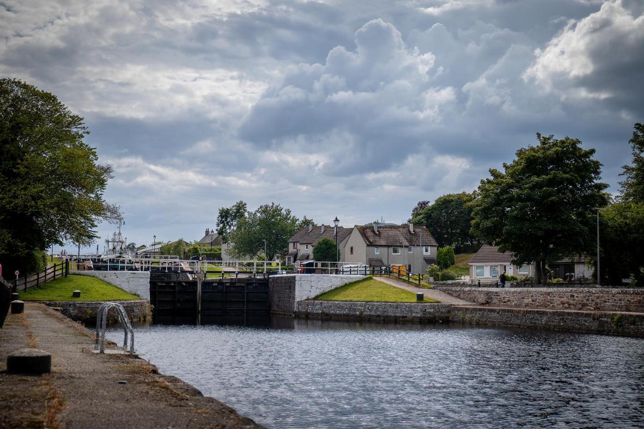 Great Glen Way Canal Side Apartment Inverness Zewnętrze zdjęcie
